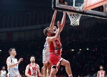 Ολυμπιακός–Βαλένθια 92-99: Κατάρρευση στο φινάλε και ήττα