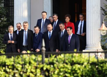 Μητσοτάκης: Συνάντηση με τους βουλευτές του για τα μάτια του κόσμου