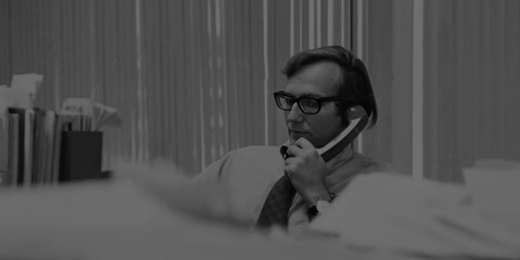 «Είναι ένας αλήτης, αλλά συνήθως έχει δίκιο»: Γιατί ο Σέιμουρ Χερς λύγισε μπροστά στην κάμερα (βίντεο)