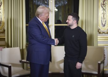 Εγγυήσεις… αφέλειας ζητάει ο Ζελέσνκι από τον Τραμπ