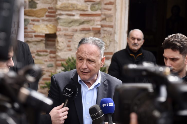 Ρέμος, Αγγελούδης και η Αριστοτέλους που έγινε… Καστοριά–Λάρισα non-stop