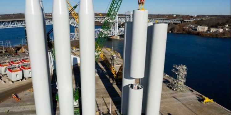 ΗΠΑ: Αναστέλλονται όλα τα μεγάλα υπεράκτια έργα αιολικής ενέργειας