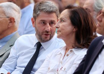 Θέμα ηγεσίας στο ΠΑΣΟΚ αν «το εκλογικό αποτέλεσμα δεν είναι το επιθυμητό» βάζει η Διαμαντοπούλου