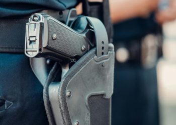 Ρόδος: Αστυνομικός που υπηρετεί στην Αττική διακινούσε κοκαΐνη στο νησί