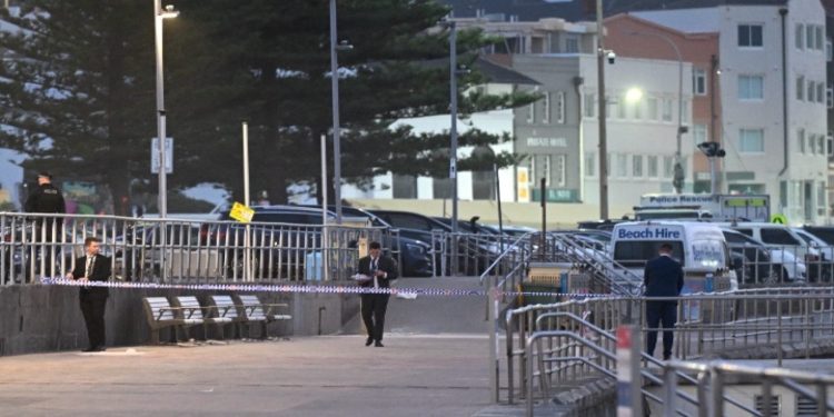 Αυστραλία: Οι δράστες, πατέρας και γιος, είχαν σημαίες του ISIS – Έρχονται αυστηρότεροι νόμοι για τα όπλα στη χώρα