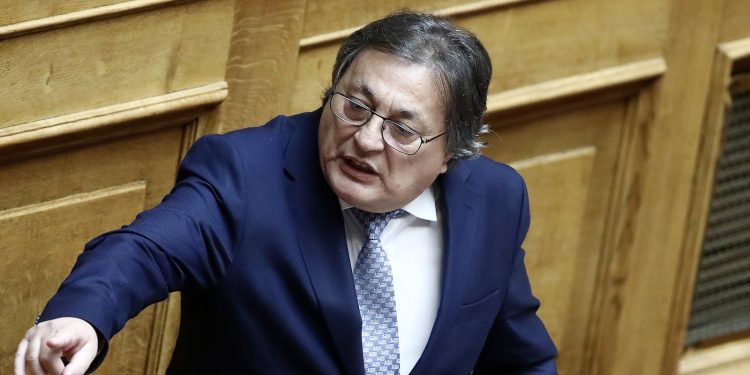 «Ρωμαϊκή αρένα» το κόμμα Κασσελάκη: «Αντάρτικο» και από δεύτερο βουλευτή