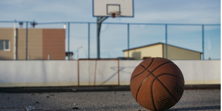 Διαμαρτυρία για τη διακοπή των προγραμμάτων «Άθληση για Όλους» στο Αττικό Άλσος