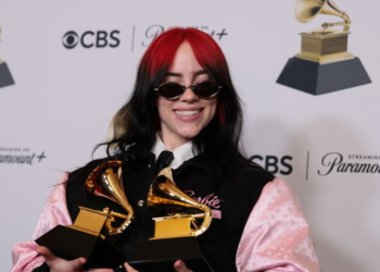Billie Eilish: Κυκλοφόρησε το πρώτο τρέιλερ της ταινίας της “Hit Me Hard and Soft”