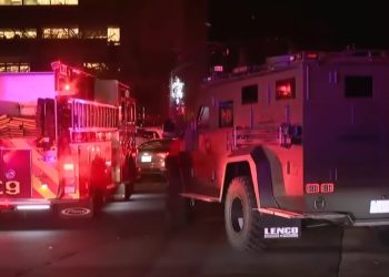 Στα χέρια της αστυνομίας ένας ύποπτος για το μακελειό στο Ρόντ Άιλαντ με 2 νεκρούς και 9 τραυματίες