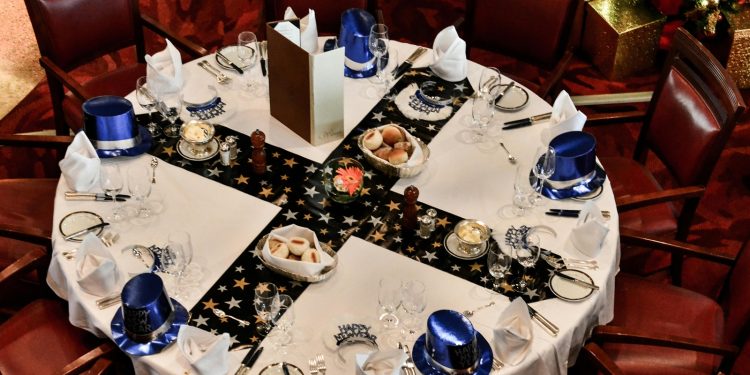Χριστουγεννιάτικο τραπέζι: Η ακρίβεια αλλάζει τις συνήθειες – Τέλος τα μεγάλα οικογενειακά τραπεζώματα
