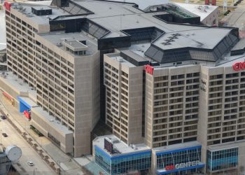 Ο Τραμπ θέλει το CNN να αλλάξει χέρια πριν την πώληση της Warner