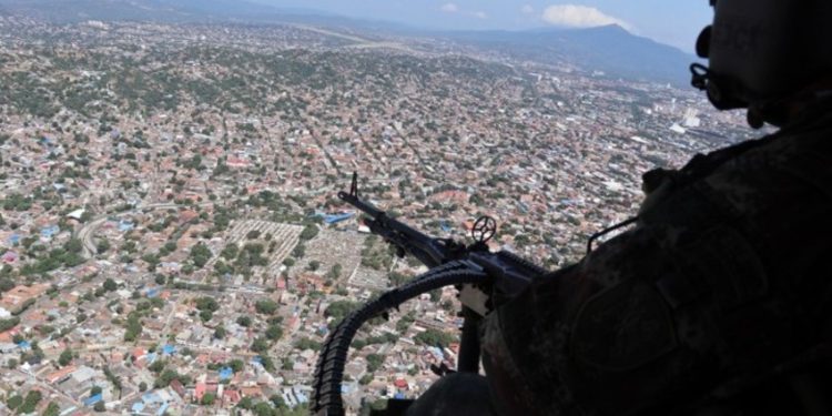 Κολομβία: Οι αντάρτες του ELN κηρύσσουν μονομερή κατάπαυση του πυρός τα Χριστούγεννα