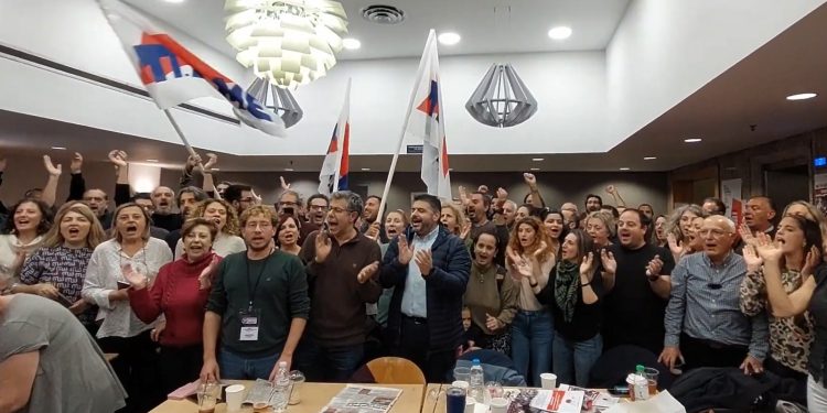 Ιστορική ήττα της ΔΑΚΕ: Η ΔΑΣ πρώτη δύναμη στην ΑΔΕΔΥ (βίντεο)