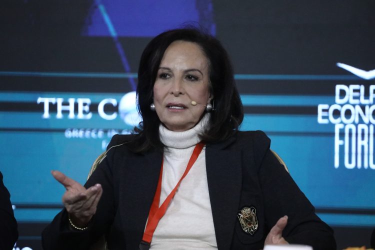 Διαμαντοπούλου: Δεν έρχεται αλλά φαίνεται