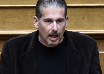 Διαμαντής Καραναστάσης: Από αύριο μόνο φραπέ