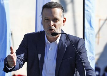 Το τρίπτυχο Δούκα ενόψει Συνεδρίου ΠΑΣΟΚ