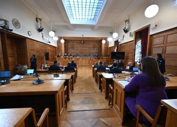 Ξυλούρης σε Ηλιόπουλο: «Το Φραπέ αλλού. Έχω όνομα. Το Φραπέ αλλού!»