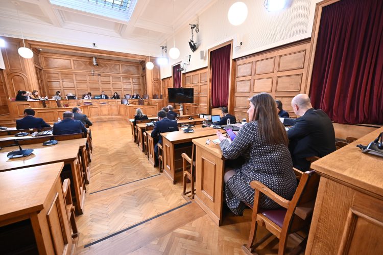 Εξεταστική ΟΠΕΚΕΠΕ: Ο Μυλωνάκης θεωρεί θύμα τον εαυτό του