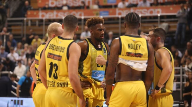 EuroCup: «Όρθιος» στο Αμβούργο ο Άρης