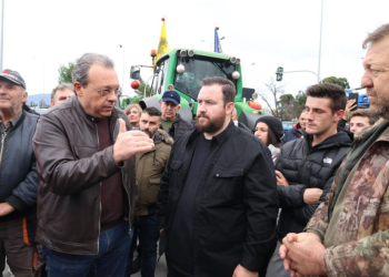 «Χρυσώνουν» το χάπι στους αγρότες με ημίμετρα