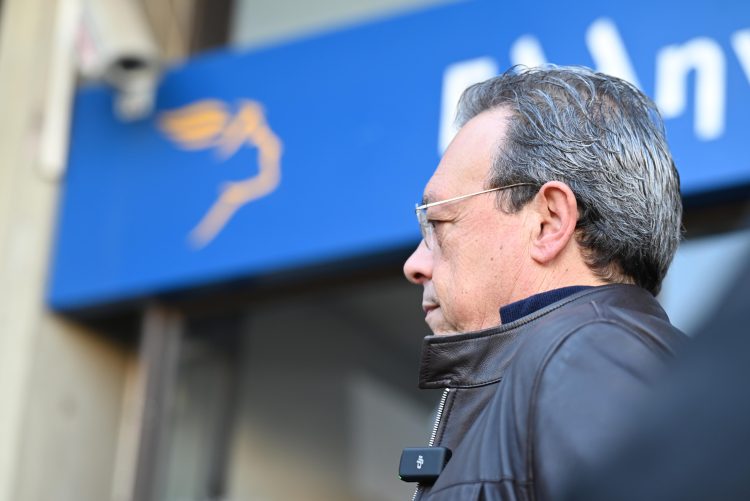 Φάμελλος: «Η κυβέρνηση λέει ψέματα, δεν είναι πρόβλημα η βιωσιμότητα των καταστημάτων των ΕΛΤΑ» (βίντεο)