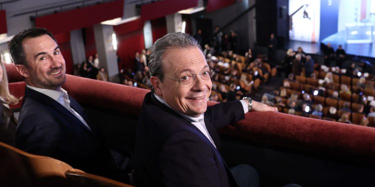 Προοδευτικός χώρος: Φάμελλος και Χαρίτσης θέλουν ανασύνθεση όχι όμως «αντιΤσίπρα» μέτωπο