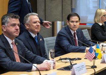 Το Axios αποκαλύπτει: Τα μυστικά παζάρια ΗΠΑ-Ουκρανίας στην Φλόριντα