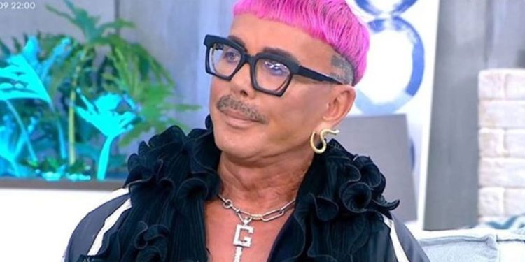 Λάκης Γαβαλάς: «Οι πραγματικά χλιδάτες διακοπές που έκανα ήταν στη φυλακή»