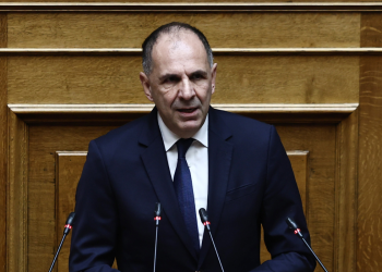 Η δημιουργική ασάφεια Γεραπετρίτη στη Βουλή!