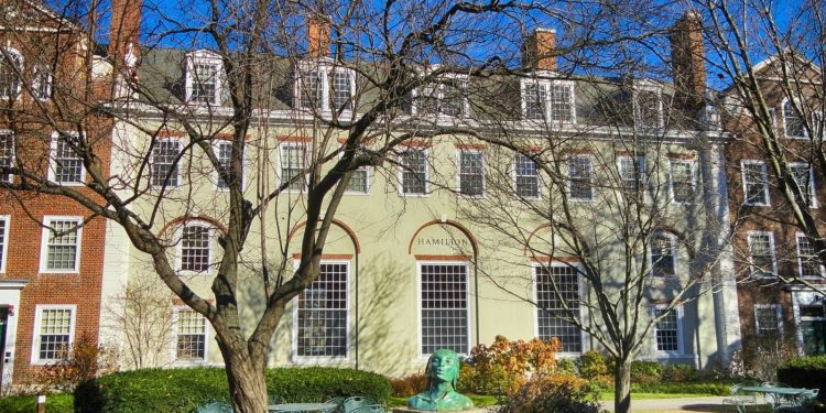 Χάρβαρντ: Καταδικάστηκε για εμπορία οργάνων ο πρώην επικεφαλής του νεκροτομείου στην ιατρική σχολή