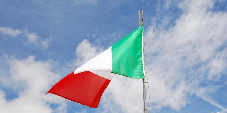 Η Ιταλία αλλάζει τον εθνικό της ύμνο – Ποια λέξη αφαιρέθηκε