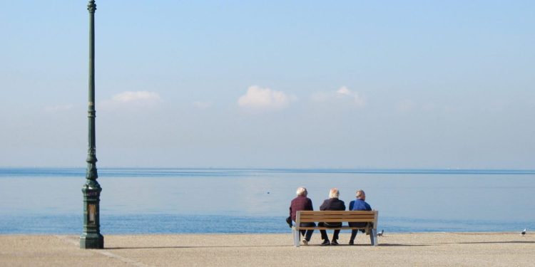Καιρός: Όμορφη λιακάδα με το θερμόμετρο στους 19 βαθμούς