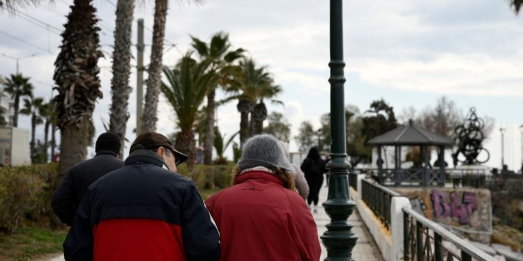 Αίθριος καιρός με λιακάδα και κρύο