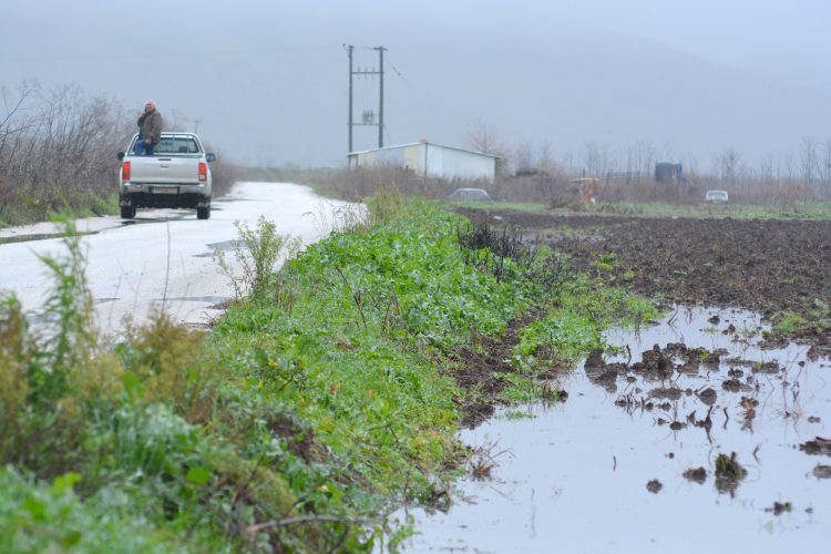 Κακοκαιρία «Byron»: Κόκκινος συναγερμός στη Βόρεια Ελλάδα, κίτρινη κάρτα στις υποδομές