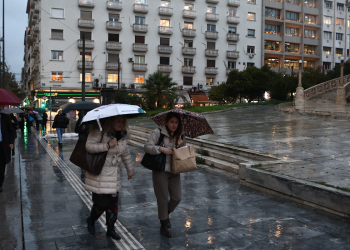 Κακοκαιρία Byron: Στο «κόκκινο» 14 περιοχές για ακραία φαινόμενα