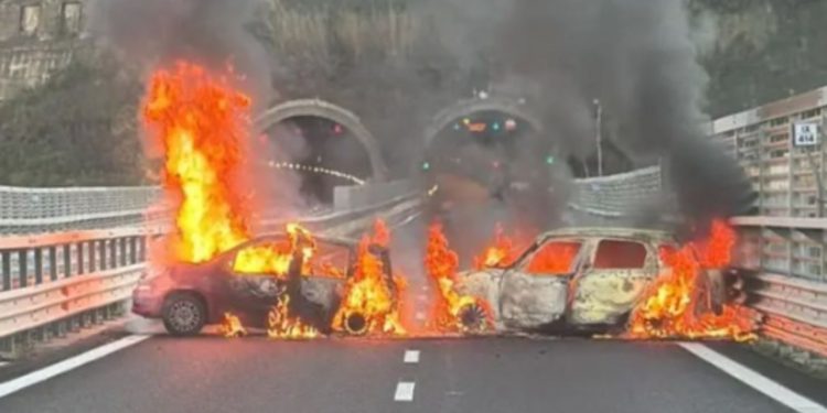 Κινηματογραφική ληστεία σε σήραγγα της Καλάβριας με λεία 2 εκατ. ευρώ (Βίντεο)