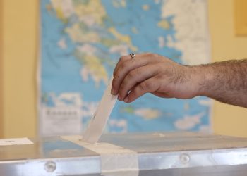 Δημοσκόπηση Real Polls: Στο 21,7% η πρόθεση για το κόμμα Τσίπρα – Ψηλά το ΠΑΣΟΚ με άλλον αρχηγό