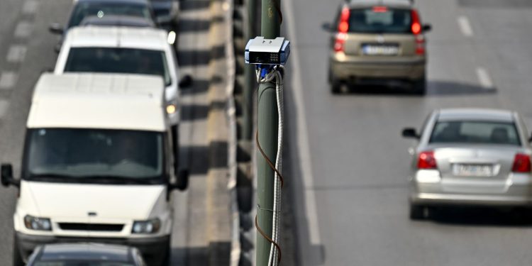 Έπιασαν δουλειά οι «έξυπνες κάμερες» στους δρόμους της Αττικής – Τι έδειξαν