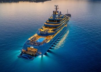 Πρωτοχρονιά στην Καραϊβική για το 1%: Η άτυπη «μονομαχία» των superyacht και η επίδειξη υπερπλούτου (φώτο)