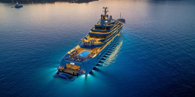 Πρωτοχρονιά στην Καραϊβική για το 1%: Η άτυπη «μονομαχία» των superyacht και η επίδειξη υπερπλούτου (φώτο)