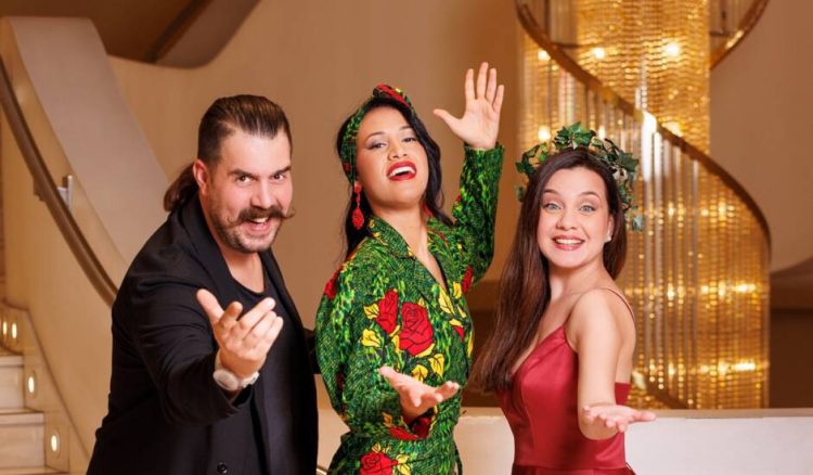 Πρεμιέρα για «Τα Χριστούγεννα του Καραγκιόζη στην Κούβα» με τον Θίασο του Ηλία Καρελλά