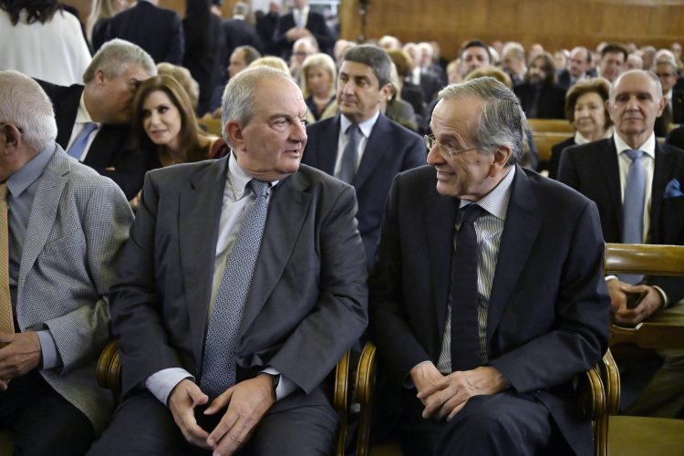 Δεν σηκώνουν το γάντι Μητσοτάκη οι Καραμανλής, Σαμαράς