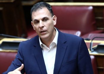 Γιώργος Καραμέρος: Με Τσίπρα φεύγει ο Μητσοτάκης
