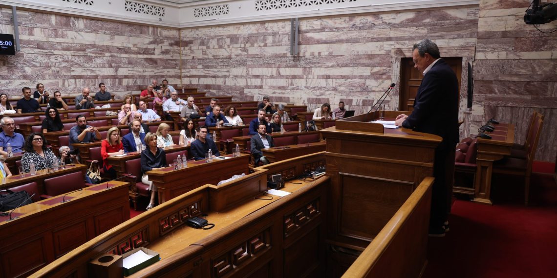 Αποκλειστικό – Στην πόρτα εξόδου από τον ΣΥΡΙΖΑ τρεις ακόμη βουλευτές