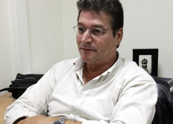 Αντώνης Κοκορίκος: Συγκινητικός αποχαιρετισμός στη Ριτσώνα για τον δημοσιογράφο