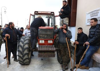 «Δείξαμε τη δύναμή μας στο αεροδρόμιο» – Κλιμακώνονται οι αντιδράσεις στην Κρήτη