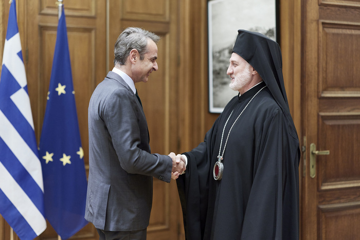 Λιώνουν οι πάγοι Μαξίμου – Ελπιδοφόρου μετά από τέσσερα χρόνια;