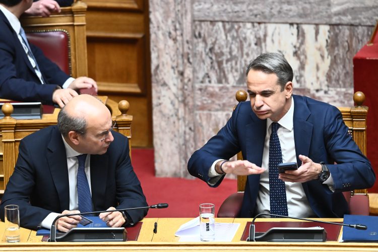 «Too little, too late» παρεμβάσεις Μαξίμου για αγροτικό και στεγαστικό