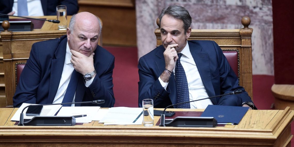 Πετάει την μπάλα στον Τσιάρα το Μαξίμου!