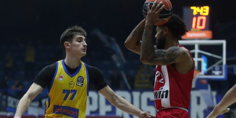 Περιστέρι – Ολυμπιακός 62-105: Ικανοποίηση για Μπαρτζώκα (βίντεο)